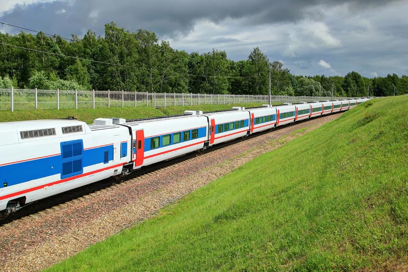 Поезд "Стриж" в пути между Нижним Новгородом и Москвой
