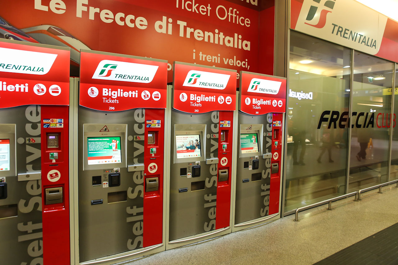 Киоски по продаже ЖД билетов Trenitalia