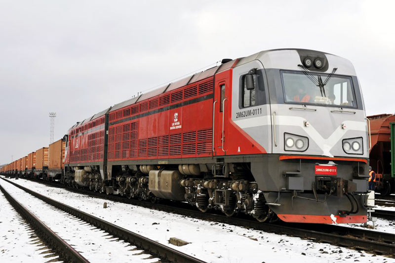 Грузовой поезд с локомотивом LDZ Cargo