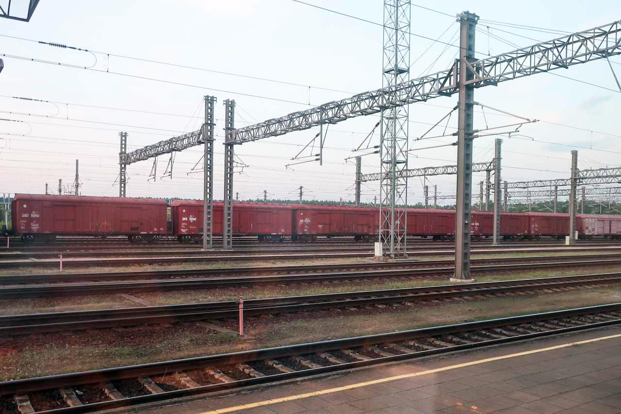 Грузовые составы в Калининград на станции Кяна в Литве
