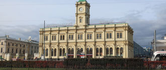 Ленинградский железнодорожный вокзал Москвы